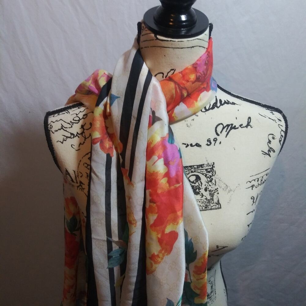 Giani Bernini GB Floral Logo Scarf Chic Slinky - Picture 4 of 11